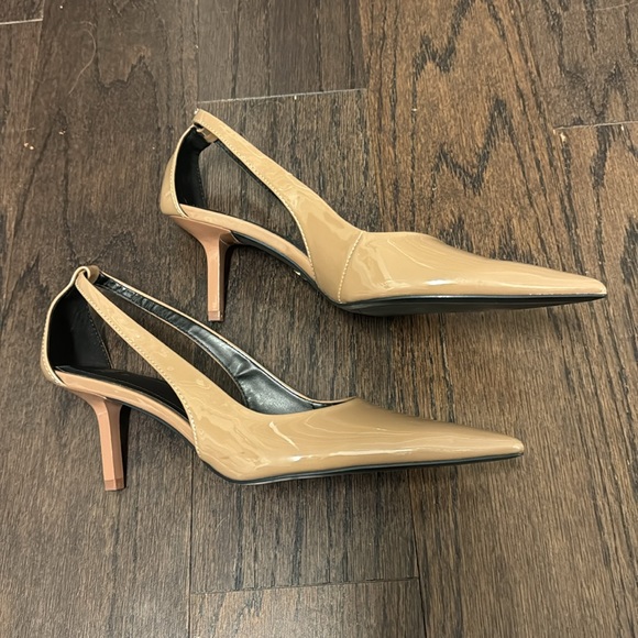 Zara taupe patent low heel - Picture 2 of 4